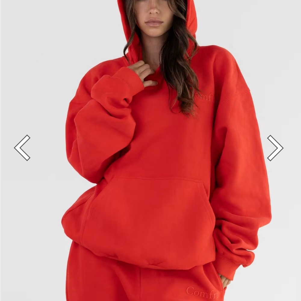 crimson comfrt hoodie